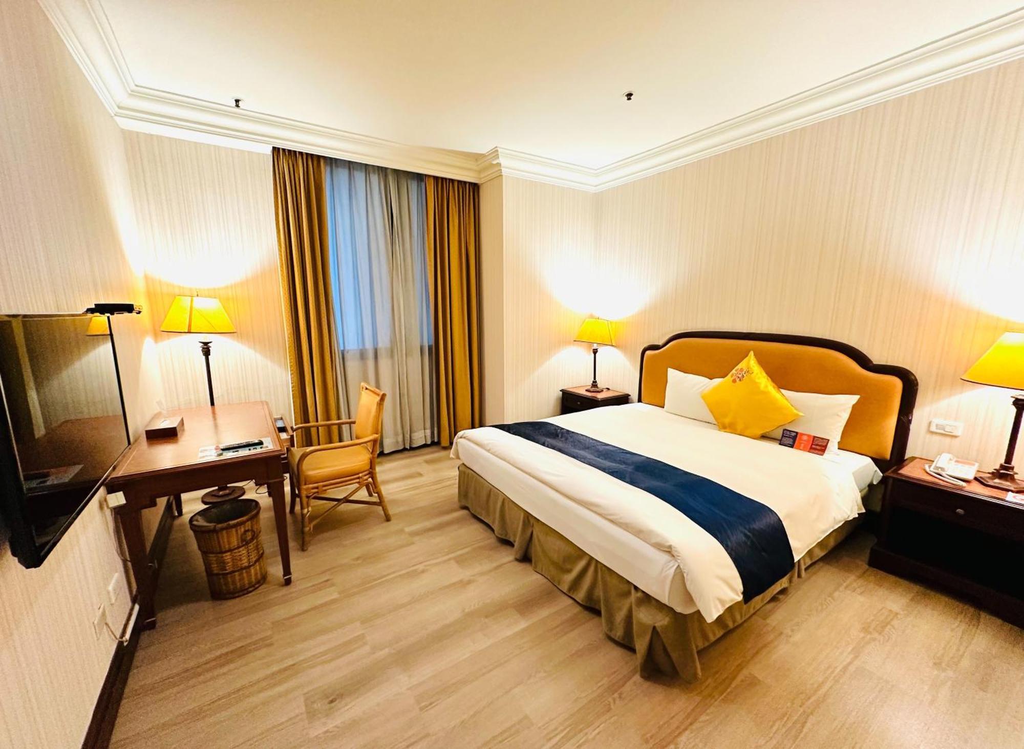 Wei-Yat Grand Hotel Tainan Exterior foto